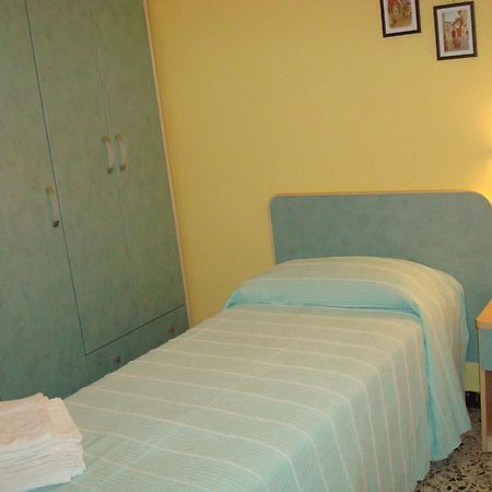 Hotel Villa Ersilia Rimini B&B Екстер'єр фото