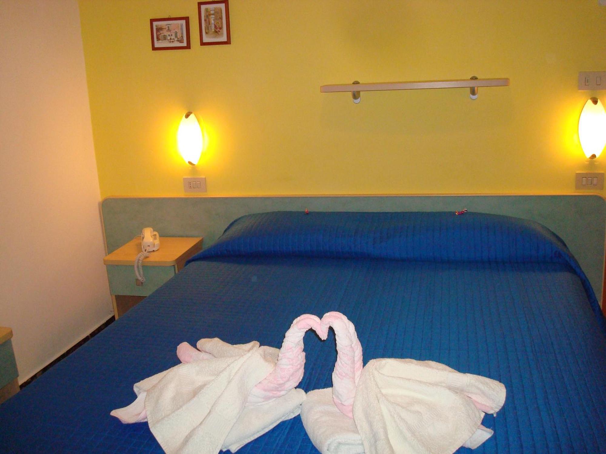 Hotel Villa Ersilia Rimini B&B Екстер'єр фото