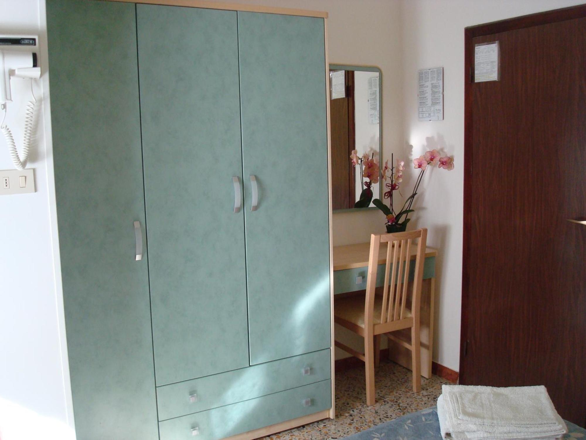 Hotel Villa Ersilia Rimini B&B Екстер'єр фото