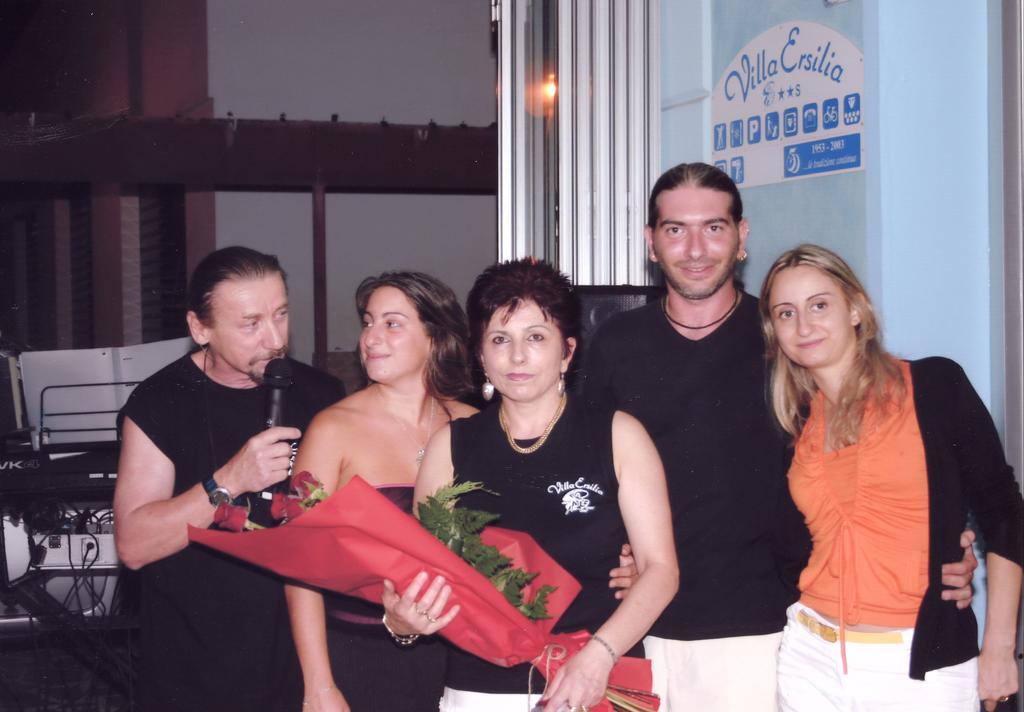 Hotel Villa Ersilia Rimini B&B Екстер'єр фото